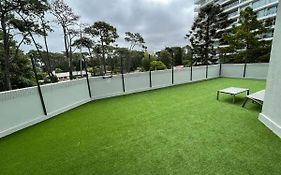 Apto en Punta del Este con Piscina Climatizada!!